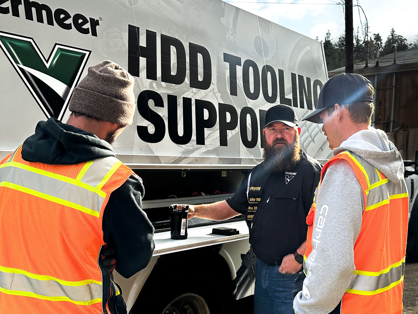 Borestore rep shows HDD tooling to drilling crew